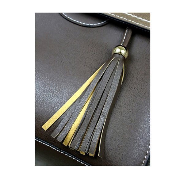 レディースリュック 普段使い革製 編み上げ風リュック