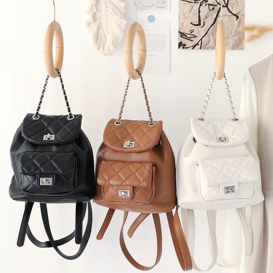 レディースリュック 旅行用キルティング小型リュック チェーン付き 全3色
