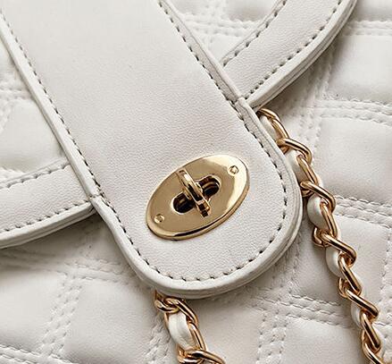 旅行用キルティング調レディースリュック韓国風３色展開