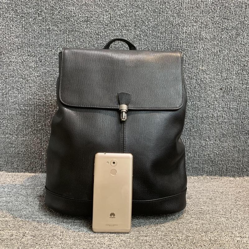 レディースリュック上質革製フラップ式通勤リュック