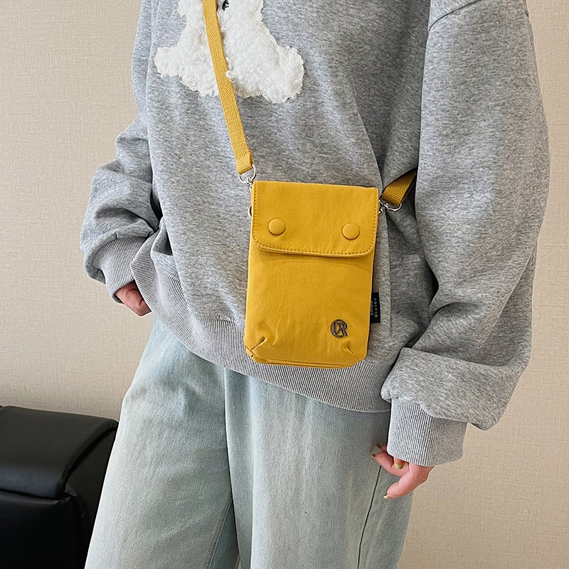 サコッシュ ミニマルポケットサコッシュ