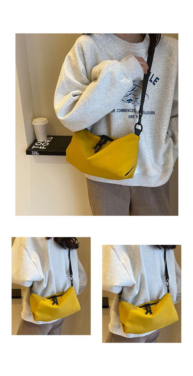 軽量サコッシュバッグ