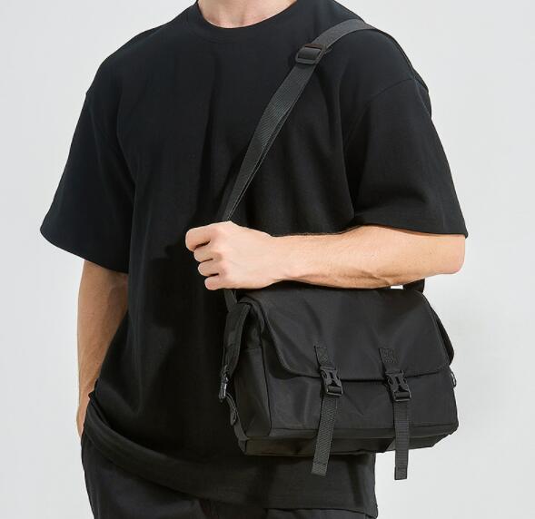 防水メンズサコッシュ斜めがけショルダーバッグ