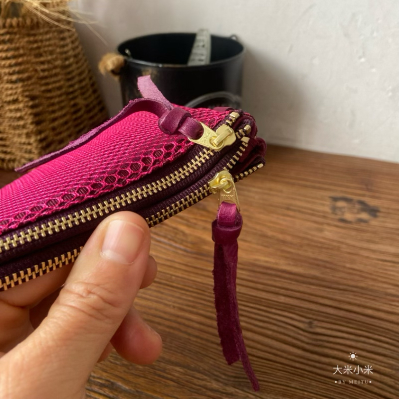 なめし革の職人手作りミニサコッシュ