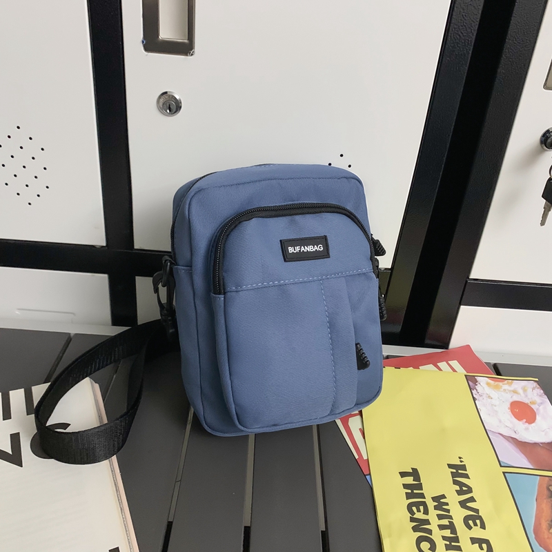 シンプル多機能ナイロンサコッシュ