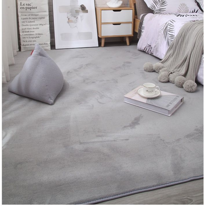 絨毯 なめらか短毛ベルベット調　リビングラグ