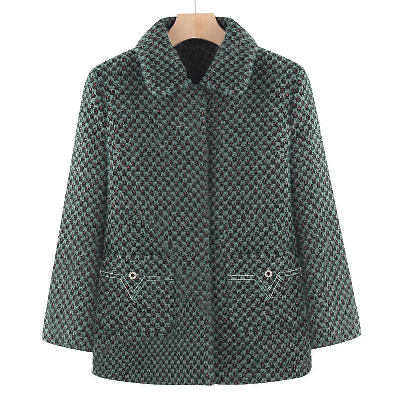 60代150cm女性の冬ファッションで毎日がもっと楽しくなる！スタイルアップが叶うあったかアイテム5選