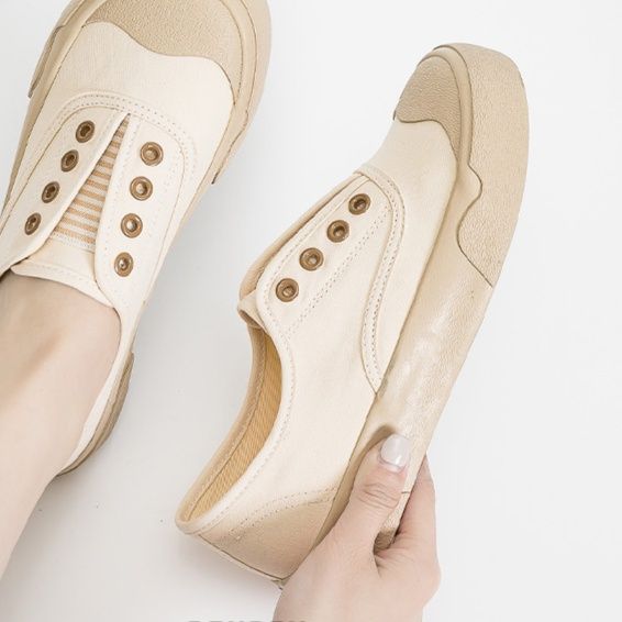 ベージュコーデ 紐なし厚底キャンバススリッポンスニーカー