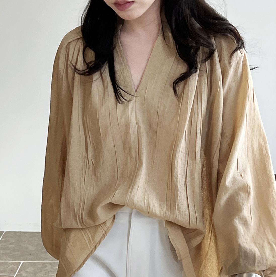 ベージュコーデ リネン混 Vネック ゆったりトップス 春夏新作