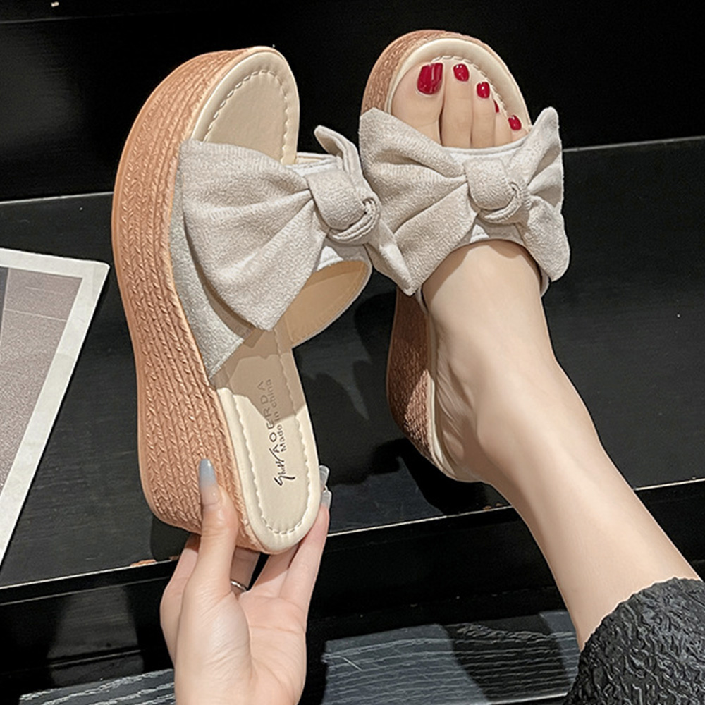 ベージュコーデ リボン付き 厚底サンダル 美脚ウエッジソール 靴