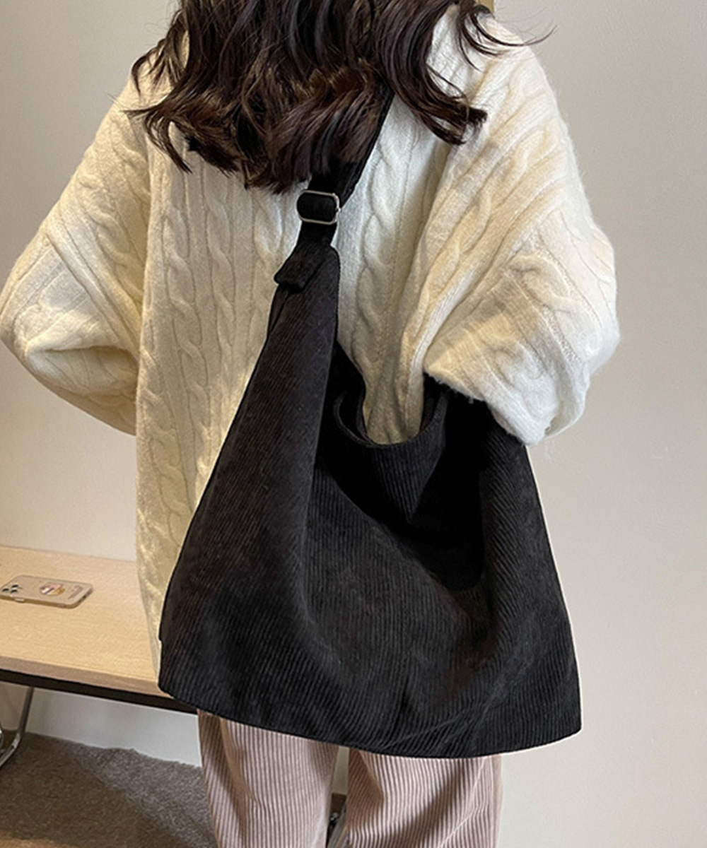 ベージュコーデ 大容量コーデュロイ肩掛け鞄韓国風小物