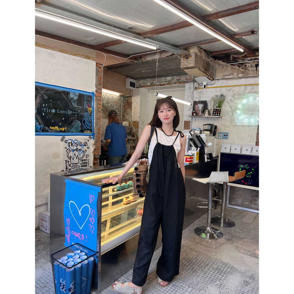 黒のサロペットおすすめ15選