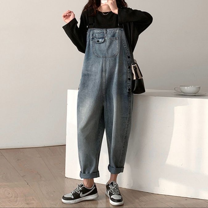 サロペット ゆったりシルエット大きめポケット付きデニムサロペット