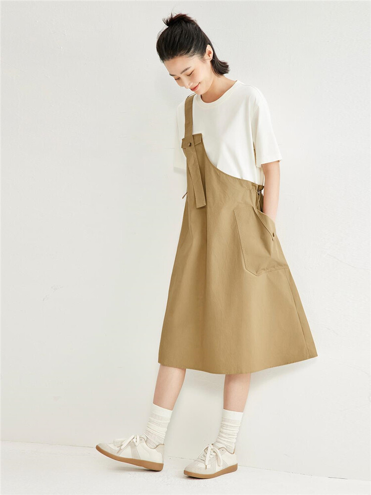 サロペット ナチュラル風ポケット付きサロペット