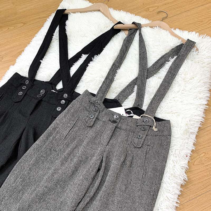 レトロ風ハイウエストサロペット