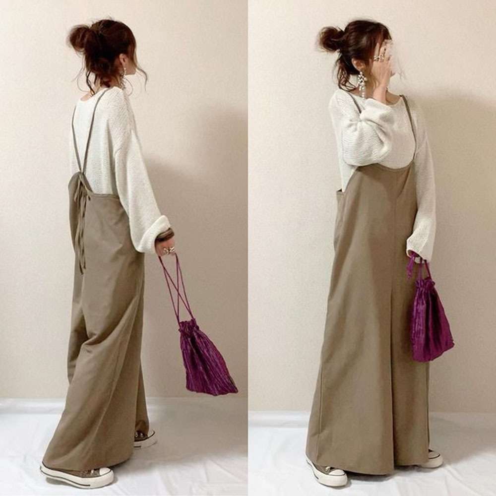 ゆったりシルエットのリネンサロペット