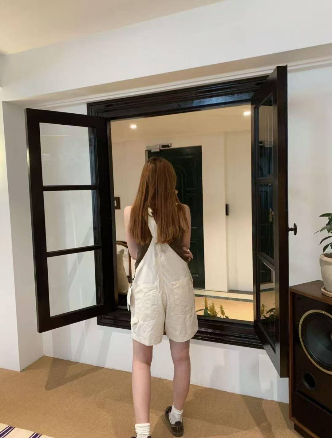 https://fulmo-img-server.com/saropetti/e796b320-d913-4151-9fa4-4d780828d297.jpg