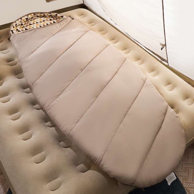 軽量コンパクト オーバル型シュラフ