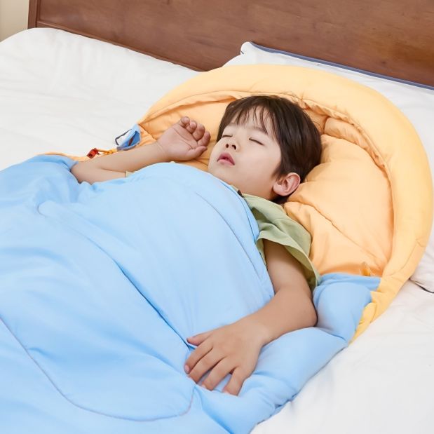 シュラフ おやすみラクラク子ども用シュラフ