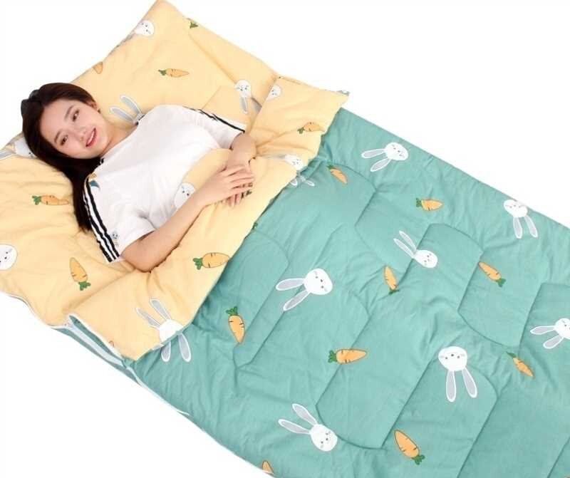 シュラフ うさぎと人参柄封筒型枕付き寝袋