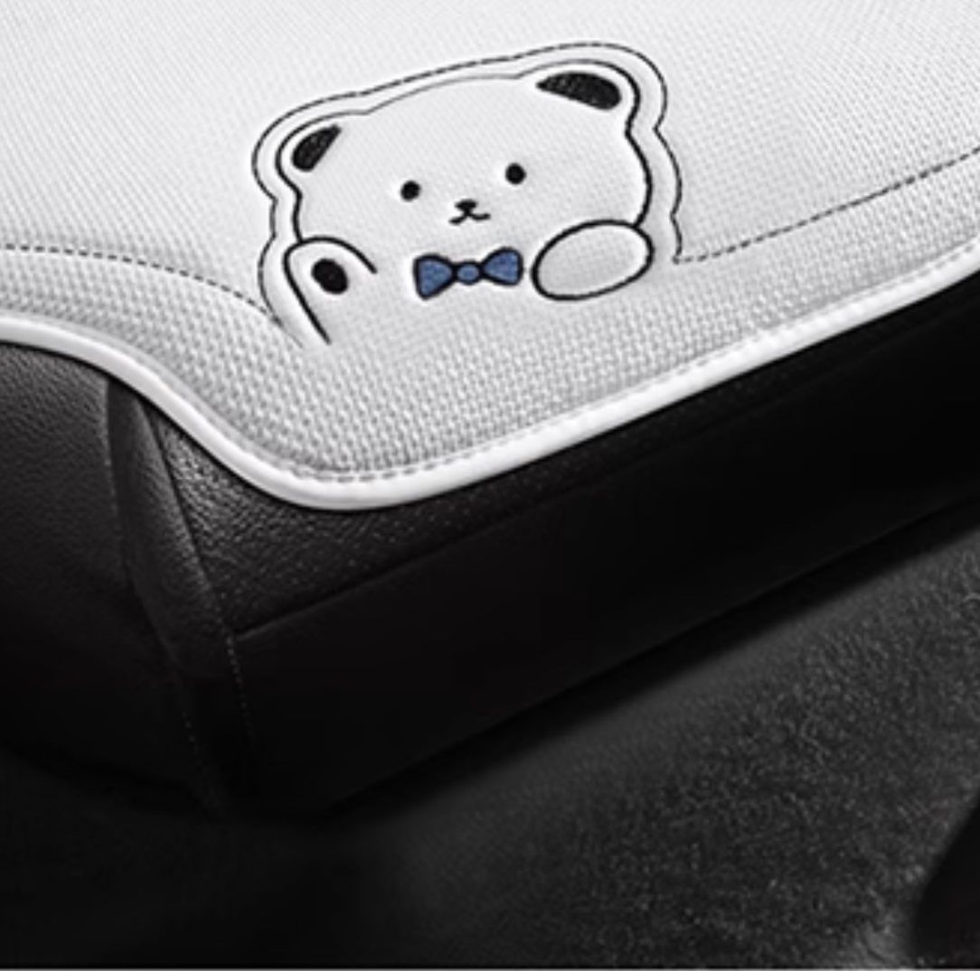 車シートカバー クマ柄刺繍入り後部座席シートカバー