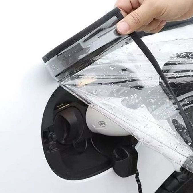 車シートカバー 磁石吸着式透明防水カバー