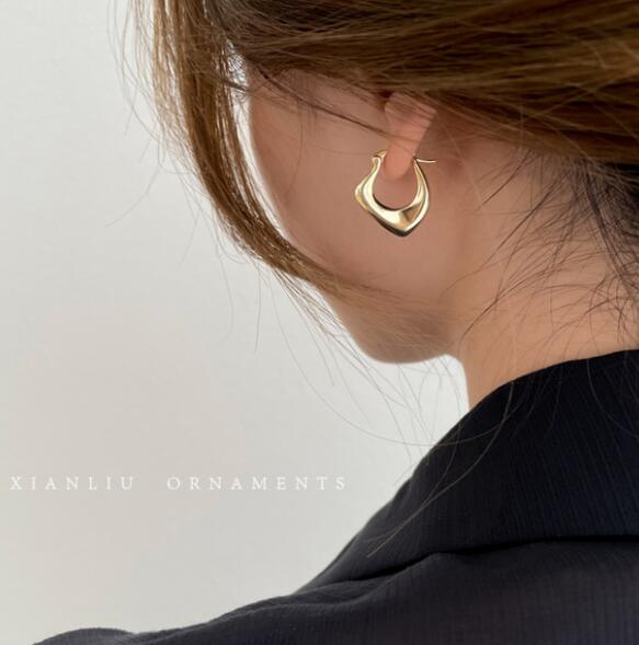 韓国ファッション 韓国風おしゃれ不規則フープピアス