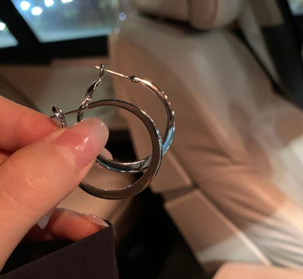 韓国ファッション 韓国流行シンプル大ぶりフープピアス