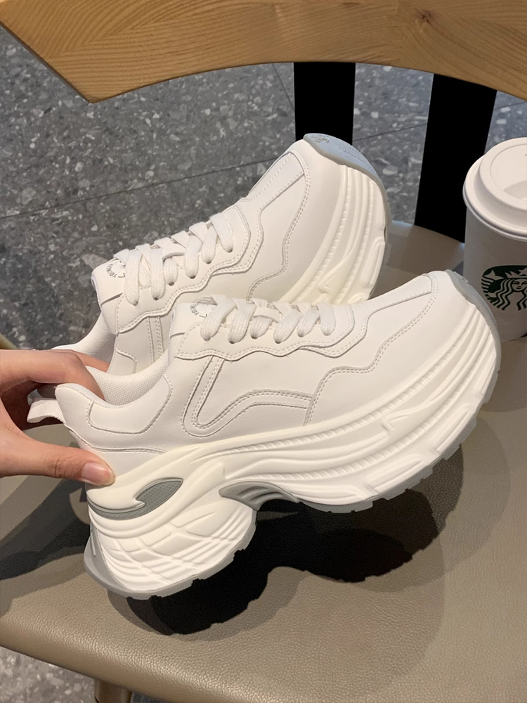 韓国ファッション 厚底ウェーブスニーカー