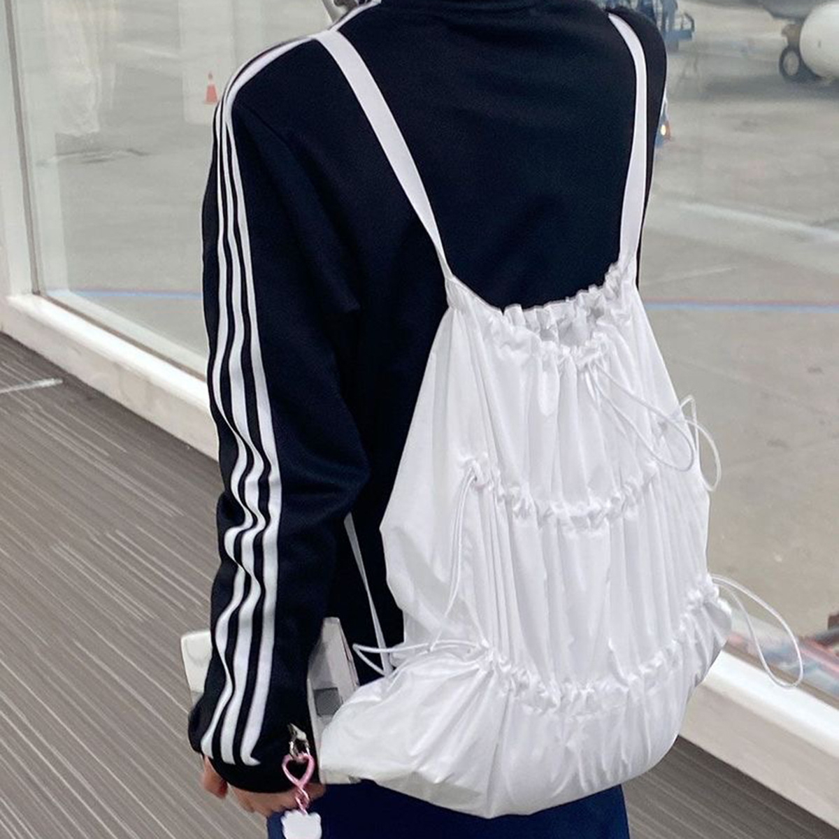韓国ファッション しぼりギャザーナップサック