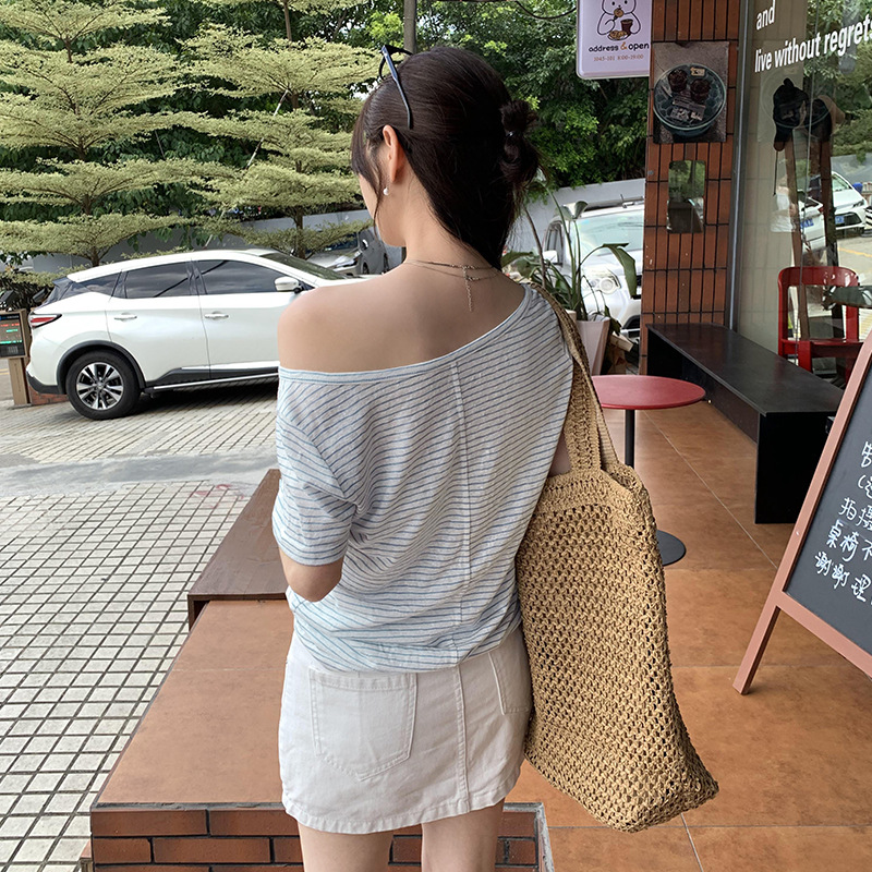 韓国ファッション デザイン肩見せボーダーカットソー