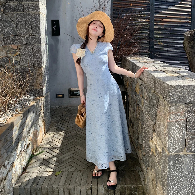 韓国ファッション 花刺繍レース風ロングワンピース