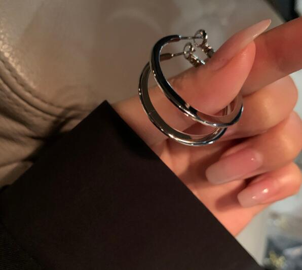 韓国ファッション 韓国流行シンプル大ぶりフープピアス