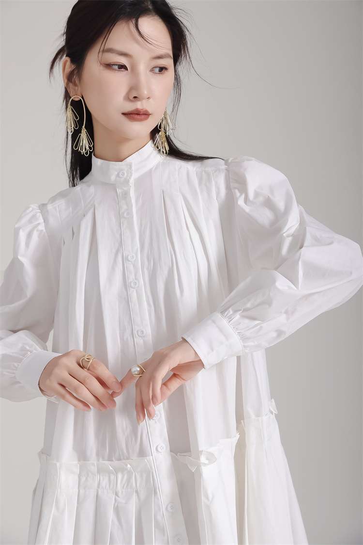 プリーツデザイン ゆったりシャツワンピース
