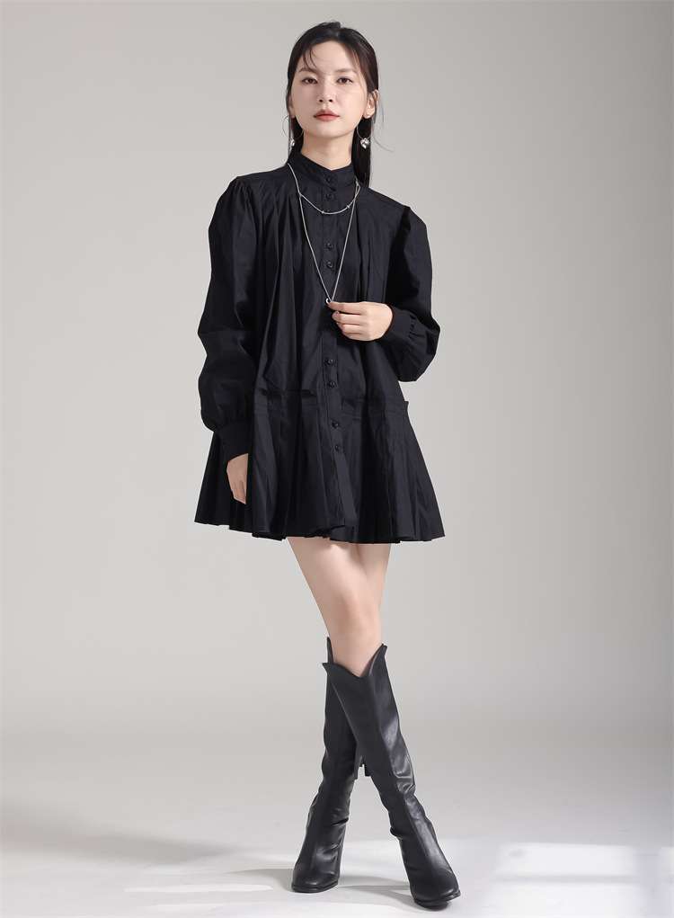 プリーツデザイン ゆったりシャツワンピース