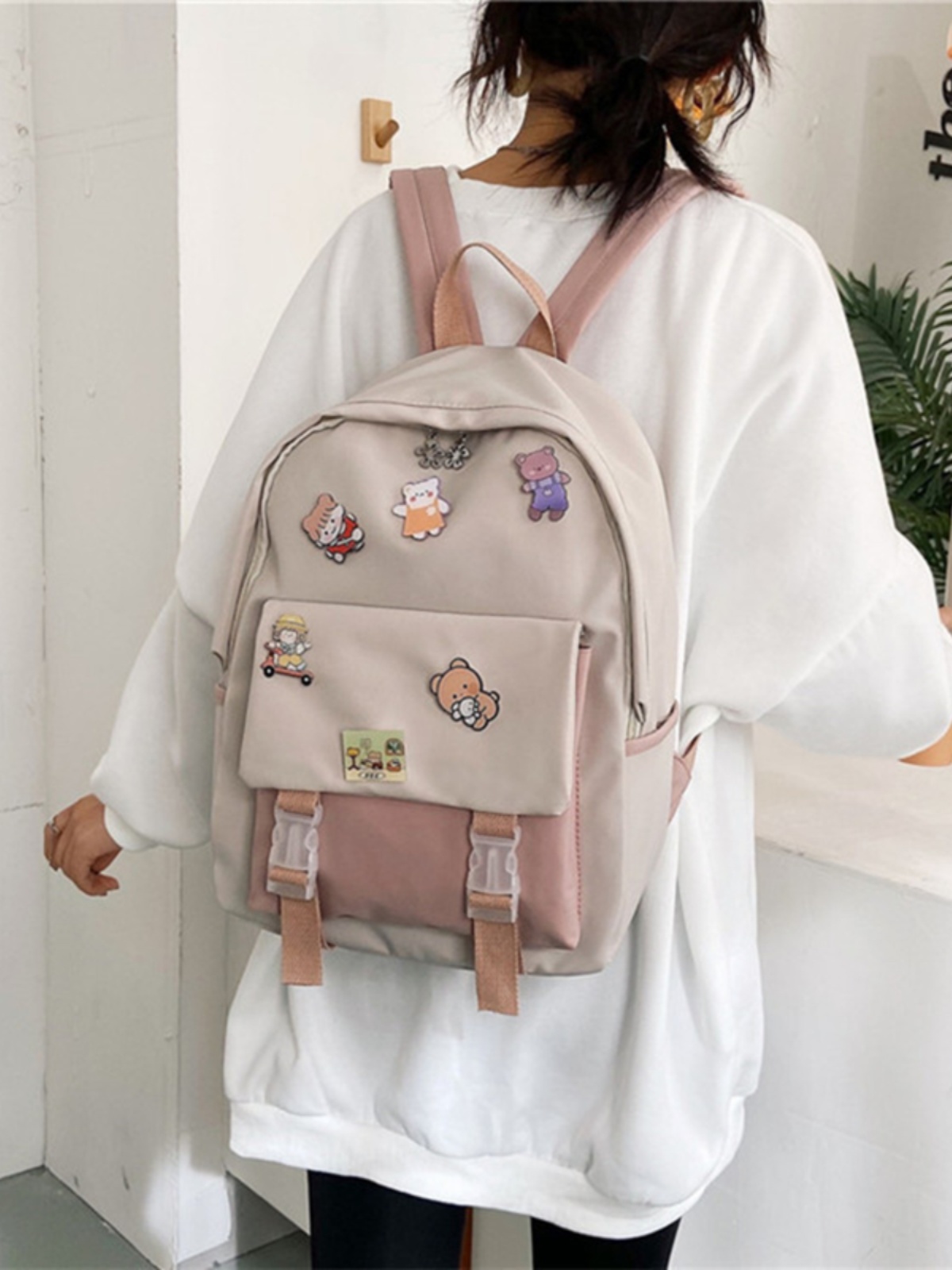 防水リュック かわいいワッペン付き防水スクールバッグ