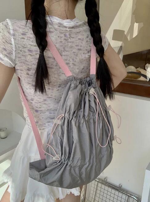 防水リュック 通学用防水巾着型ショルダーバッグ大容量可愛い三色展開