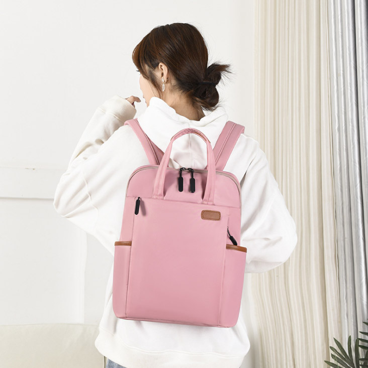  女性向け通勤通学対応 多機能防水リュック 