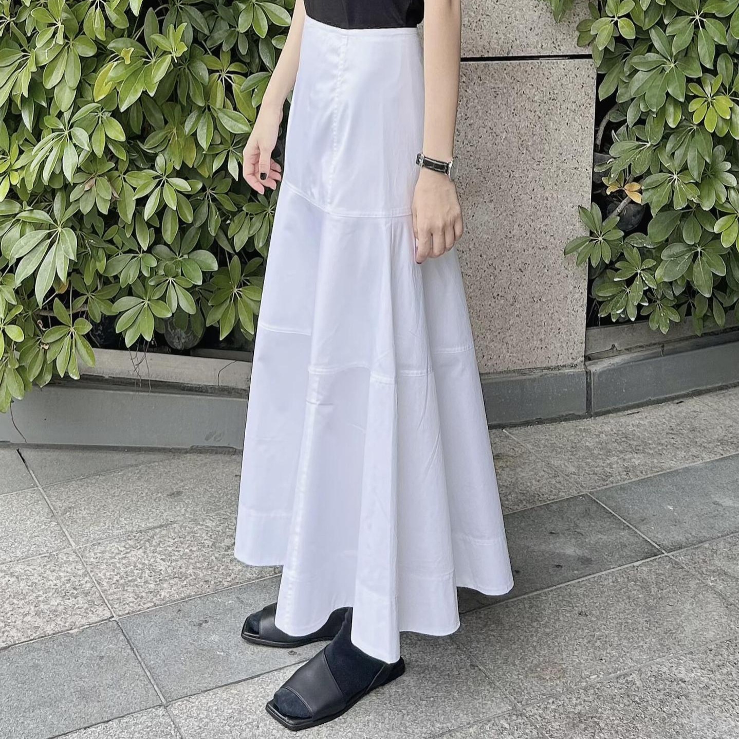 白スカート 上品な三段ティアードフレアスカート