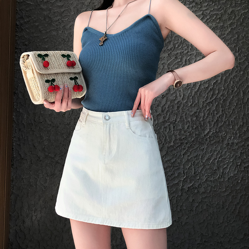 白スカート すっきりシルエット台形スカート