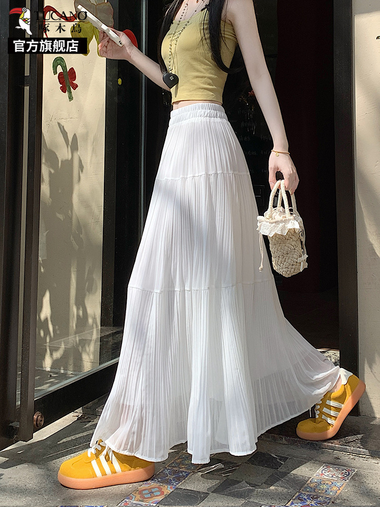 白スカート 優雅な揺れ感 ロングプリーツスカート