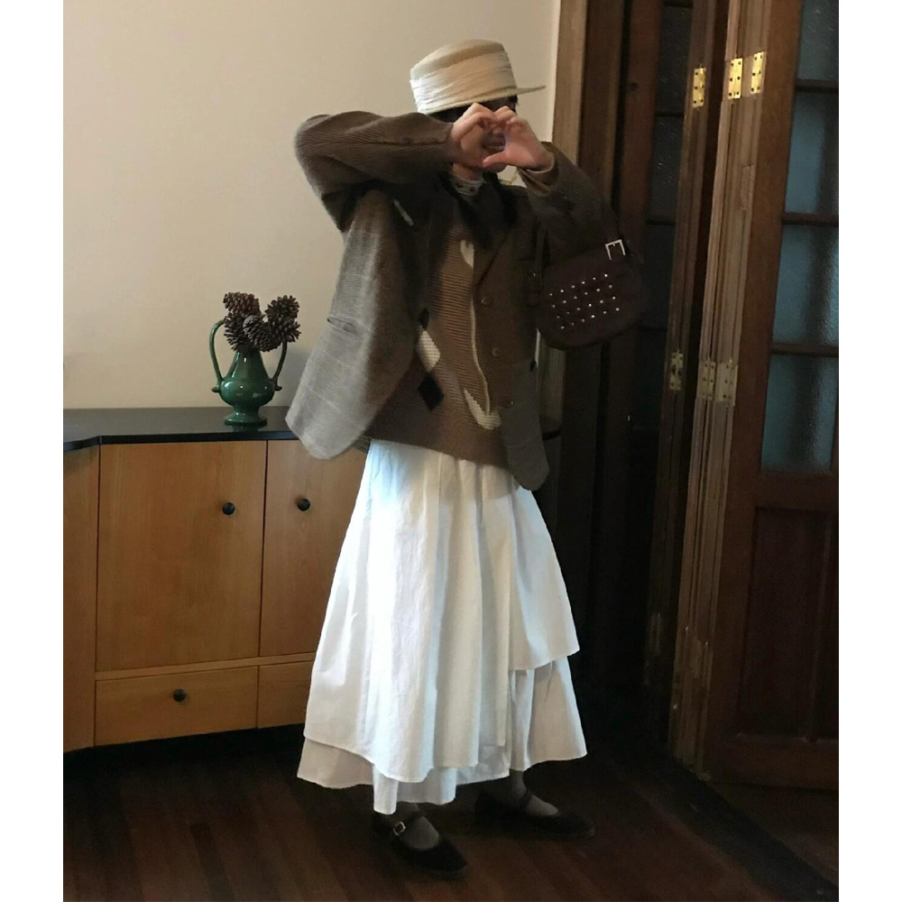 白スカート 優美な段重ねロングスカート