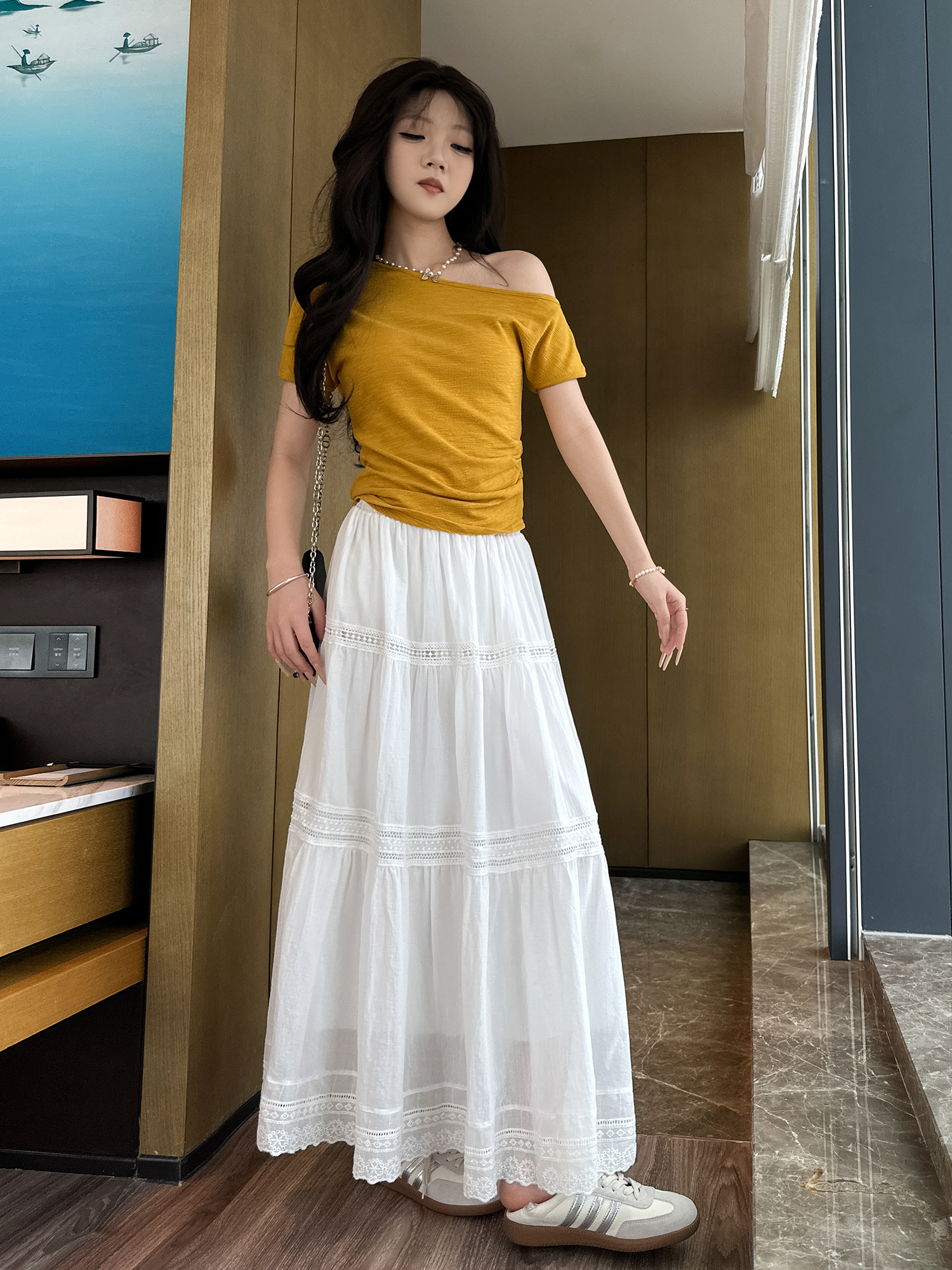 白スカート 優美レースティアードプリーツスカート