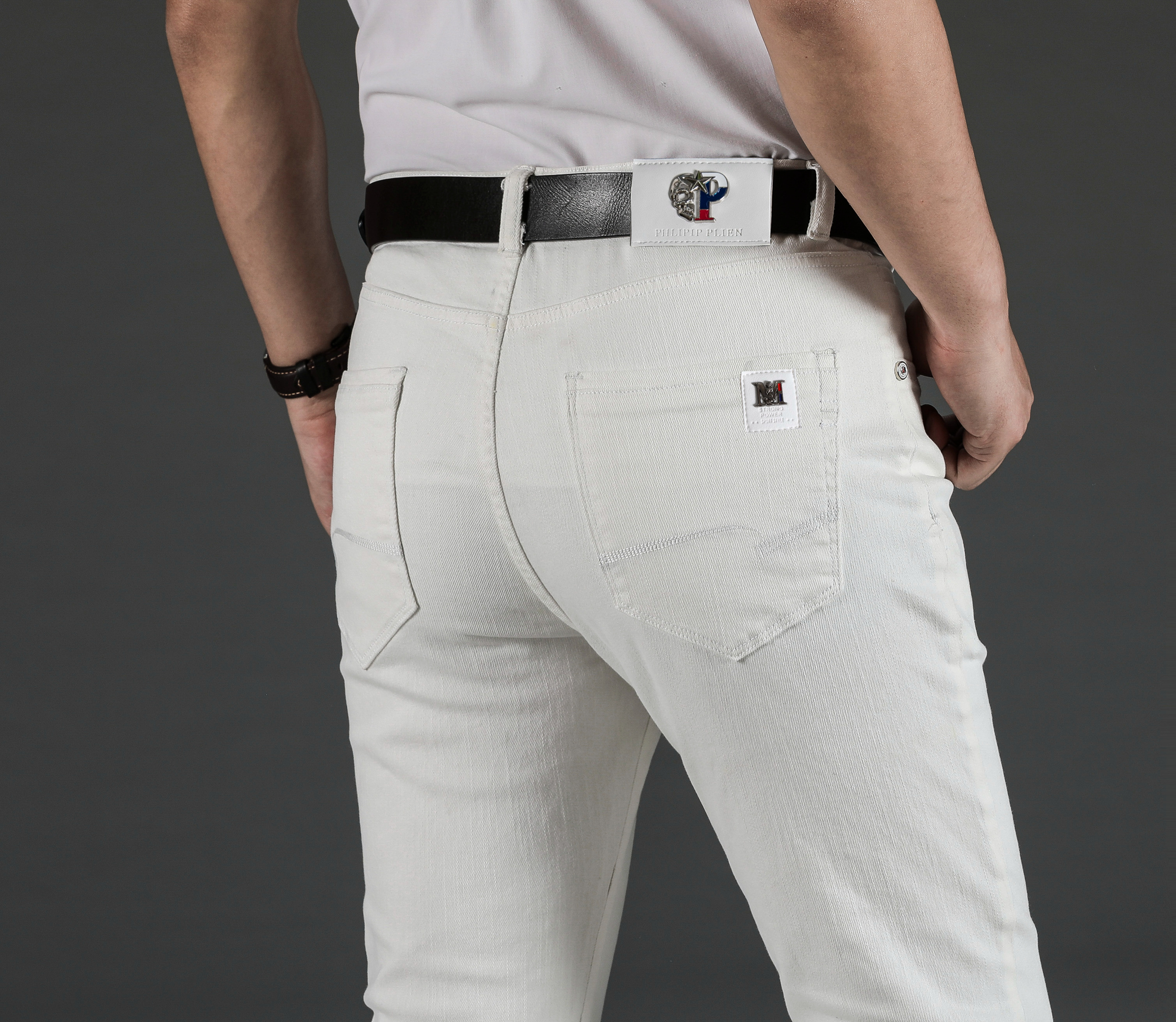 白パンツ スタイリッシュストレートパンツ