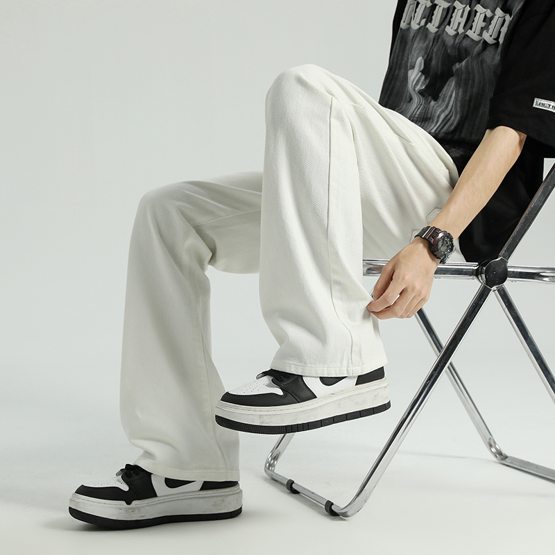 白パンツ ゆったりストレート デニムパンツ