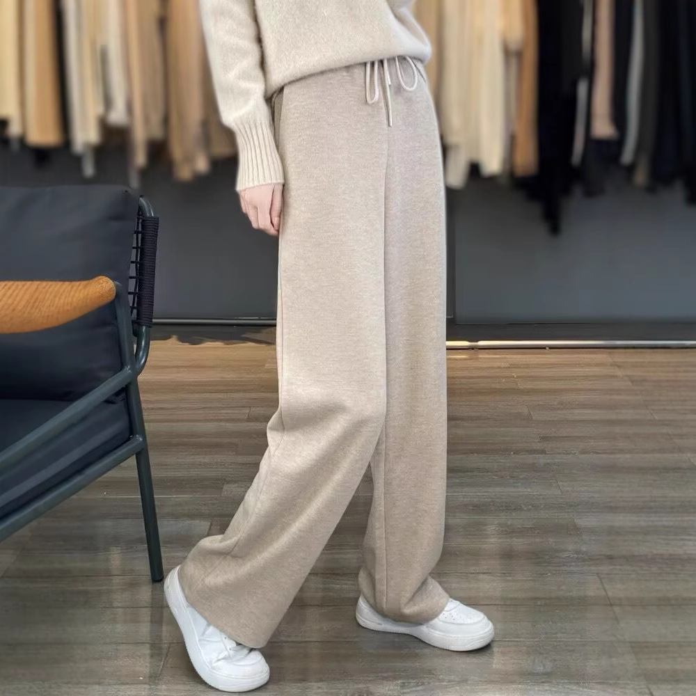 白パンツ ゆったりウエストゴムドレープパンツ