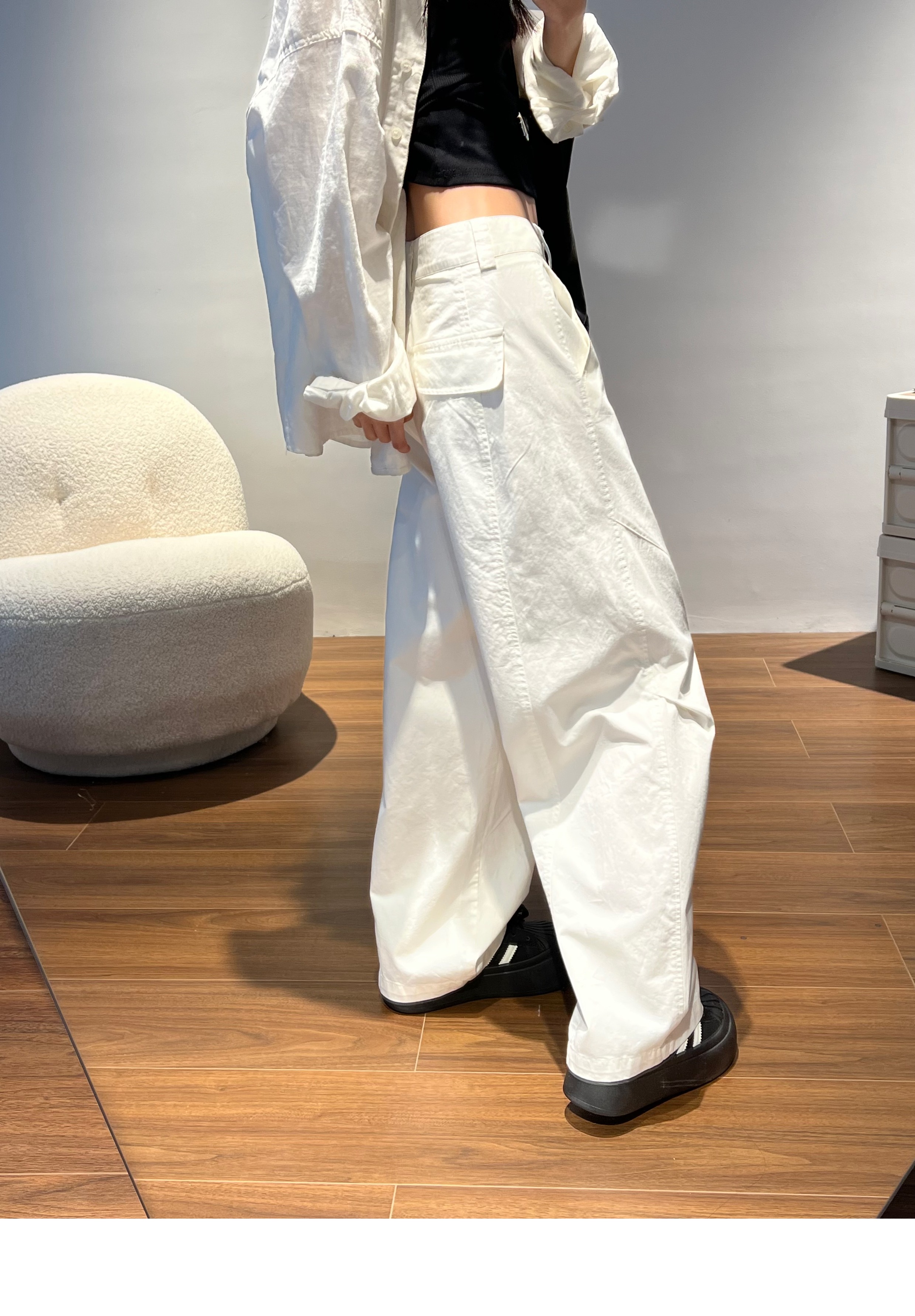 白パンツ 贅沢ゆったりワイドパンツ