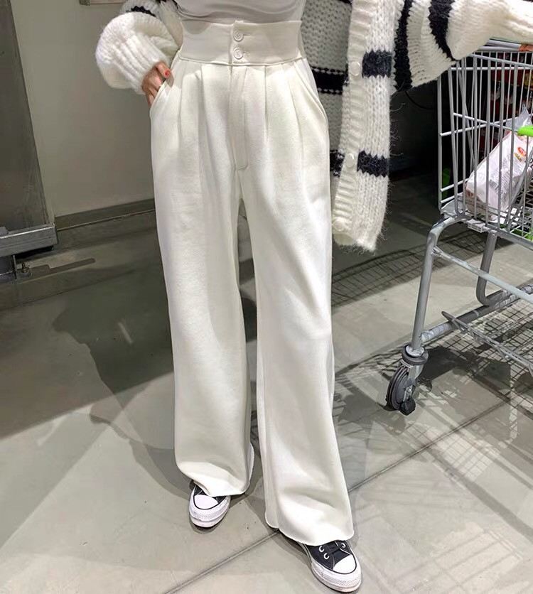 https://fulmo-img-server.com/shiropanstore/148e10b8-aedc-4c06-835a-203786dae911.jpg