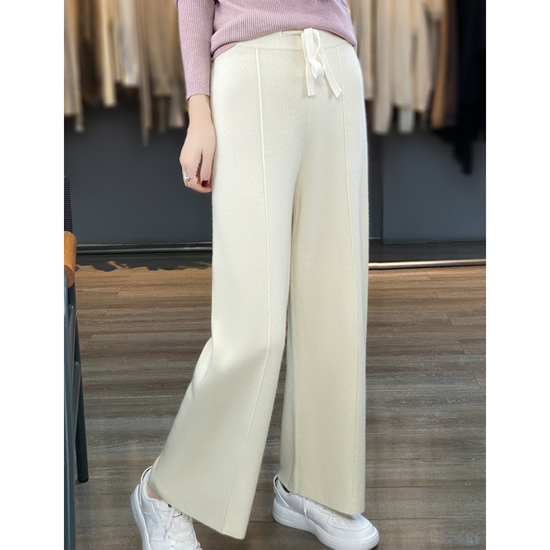 白パンツ 上質なリラックスワイドパンツ