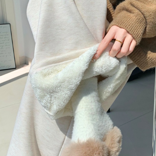 白パンツ もこもこ裏起毛ゆったりロングパンツ